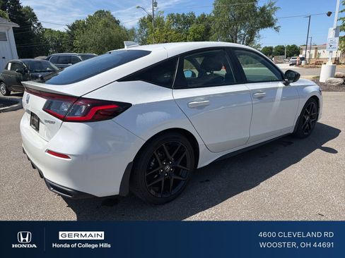 Used 2024 Honda Civic Sport image 6