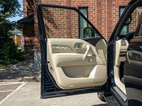 Used 2023 INFINITI QX80 Sensory w/ All-Season Package AWD/4WD image 18
