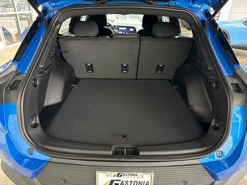 New 2026 Chevrolet Equinox EV LT image 22