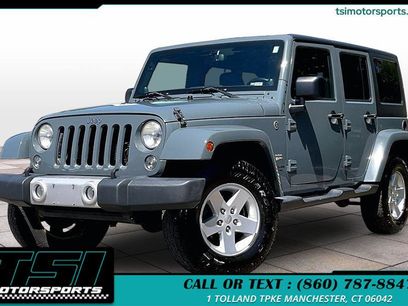 Used 2014 Jeep Wrangler Unlimited Sahara w/ Dual Top Group