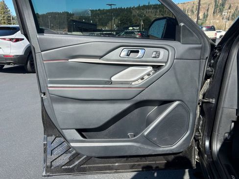 Used 2025 Ford Explorer ST AWD/4WD image 24
