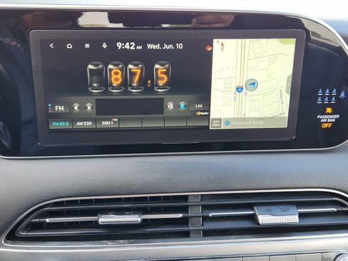 Used 2022 Hyundai Palisade SEL w/ 8P Bench Seat Package FWD image 16