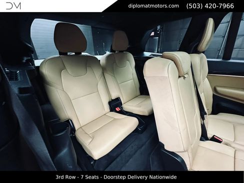 Used 2017 Volvo XC90 T6 Momentum w/ Vision Package AWD/4WD image 23