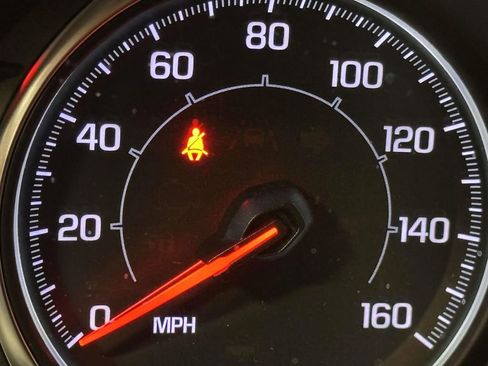 Used 2023 GMC Terrain SLE w/ Elevation Edition image 29