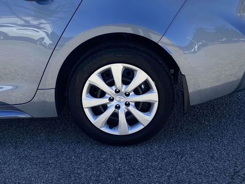 Used 2025 Toyota Corolla LE image 8