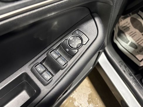 Used 2022 Ford Edge SEL w/ Convenience Package image 18