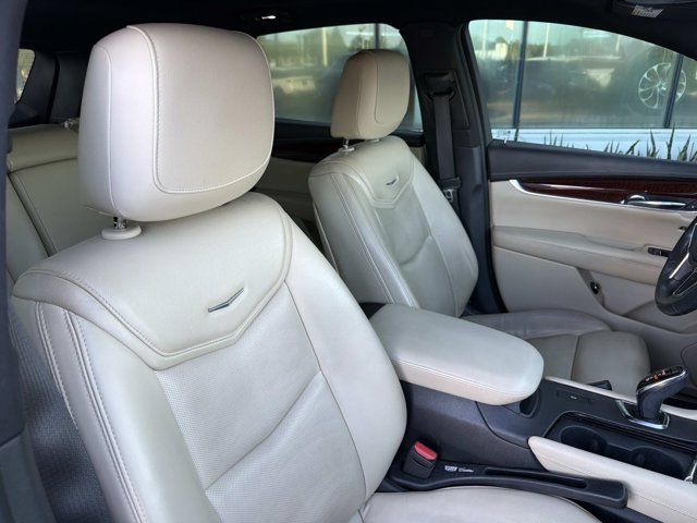 Used 2017 Cadillac XT5 Luxury w/ Driver Awareness Package FWD image 19