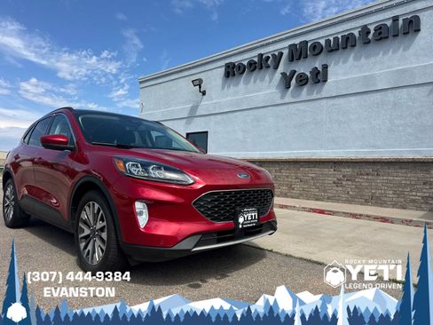 Used 2022 Ford Escape Titanium AWD/4WD image 1