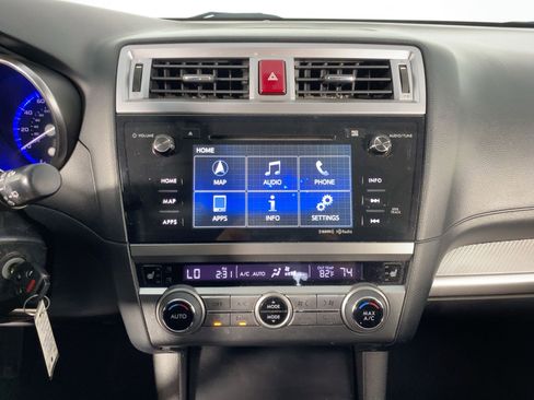 Used 2017 Subaru Outback 2.5i Premium image 24
