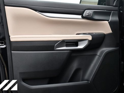 New 2024 Ford Ranger Lariat w/ Trailer Tow Package image 28