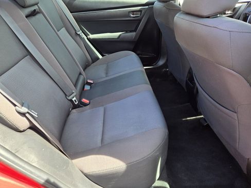 Used 2018 Toyota Corolla LE FWD image 11