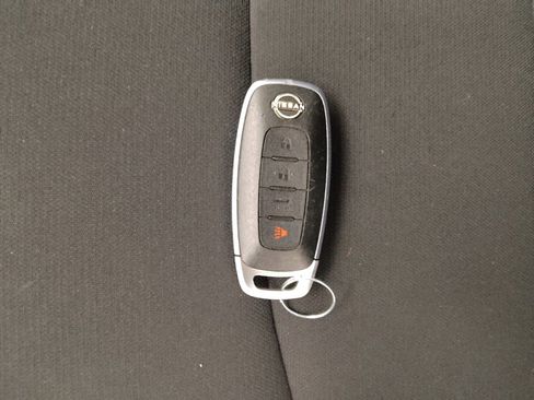 Used 2025 Nissan Sentra S FWD image 32