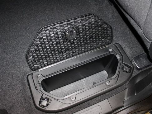 New 2026 RAM 1500 4x4 Crew Cab image 36
