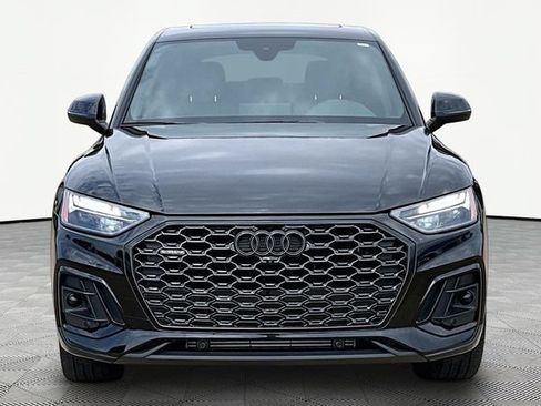 Used 2023 Audi Q5 2.0T Premium Plus w/ Premium Plus Package AWD/4WD image 3