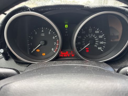 Used 2010 MAZDA MAZDA3 i Touring FWD image 4