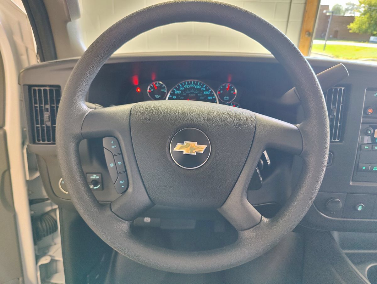 Used 2025 Chevrolet Express 3500 w/ Driver Convenience Package RWD image 40