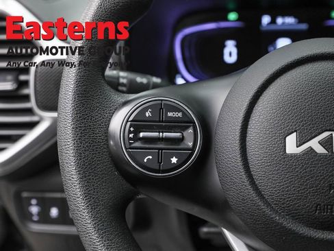 Used 2024 Kia Soul LX w/ Option Group 015 image 15