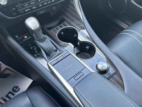 Used 2020 Lexus RX 350 AWD w/ Luxury Package image 27