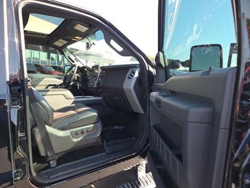 Used 2016 Ford F350 Lariat w/ Lariat Ultimate Package AWD/4WD image 15
