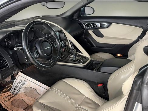 Used 2017 Jaguar F-TYPE Coupe RWD image 9
