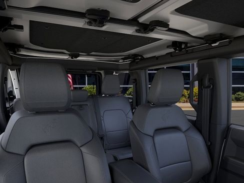 New 2026 Ford Bronco Outer Banks AWD/4WD image 12