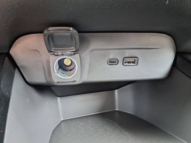 New 2026 Chevrolet Trax ACTIV w/ Driver Confidence Package FWD image 28