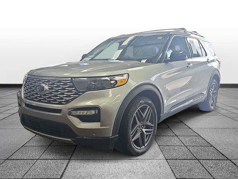 Used 2020 Ford Explorer Platinum w/ Premium Technology Package AWD/4WD image 1