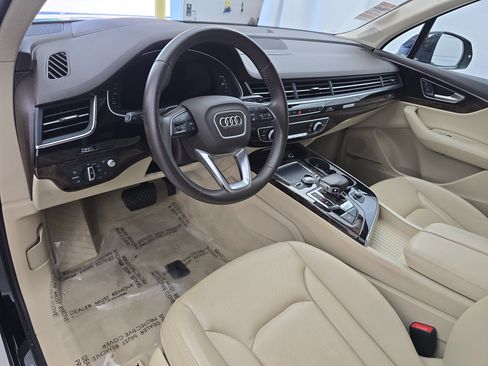 Used 2018 Audi Q7 3.0T Prestige image 17