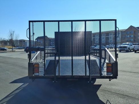 New 2025 Chevrolet Low Cab Forward image 27