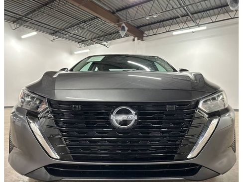 Used 2025 Nissan Sentra SV w/ All-Weather Package image 3