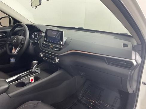 Used 2019 Nissan Altima 2.5 S FWD image 28
