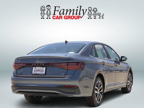 New 2026 Volkswagen Jetta SE FWD image 4
