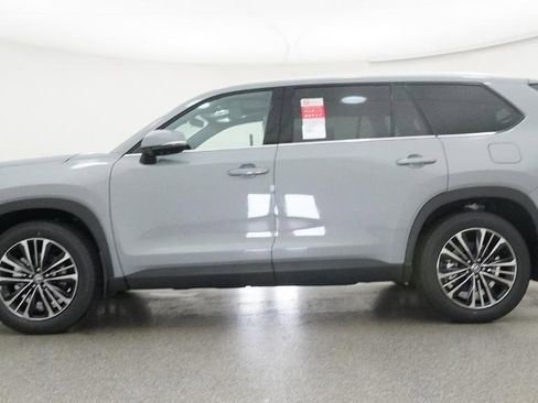 New 2026 Toyota Grand Highlander AWD Hybrid image 20