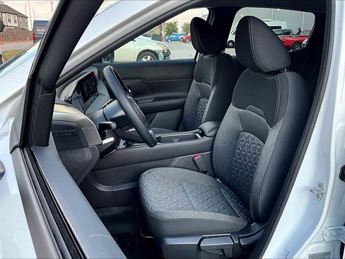 New 2026 Nissan Kicks SV image 15