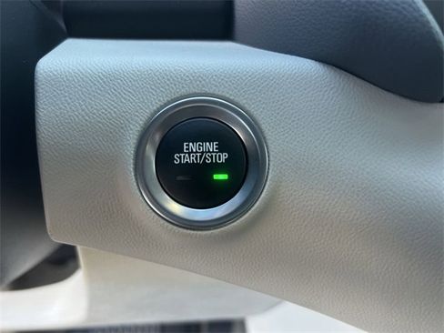 Used 2022 GMC Terrain Denali image 17