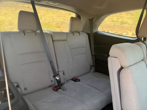 Used 2017 Honda Pilot EX image 35