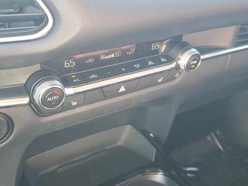 Used 2025 MAZDA CX-30 AWD 2.5 S w/ Preferred Package image 33