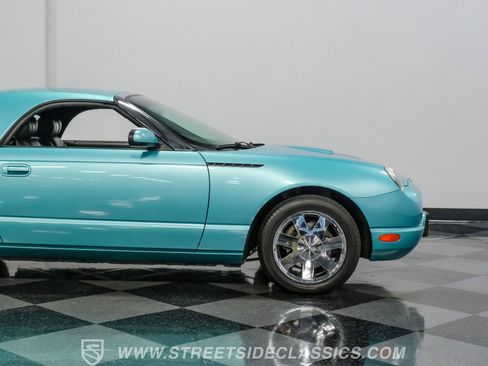 Used 2002 Ford Thunderbird image 34