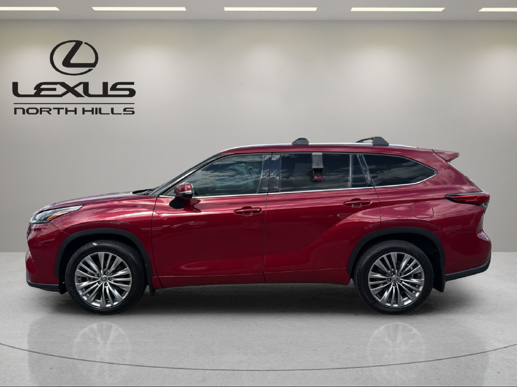Used 2021 Toyota Highlander Platinum AWD/4WD image 9
