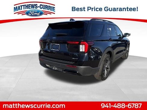Certified 2025 Ford Explorer ST-Line w/ ST-Line Street Pack image 4