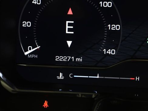 Used 2024 GMC Sierra 1500 Elevation image 37