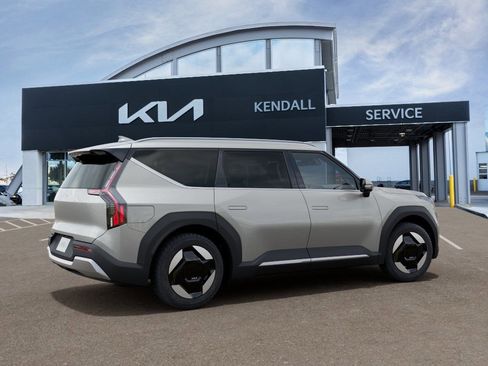 New 2026 Kia EV9 Wind AWD/4WD image 6