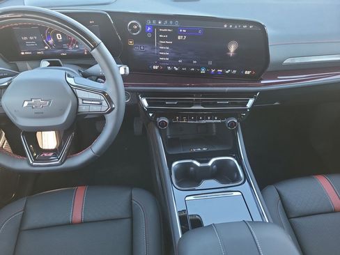 New 2026 Chevrolet Traverse RS image 10