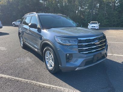 Used 2025 Ford Explorer Active w/ Active Comfort Package