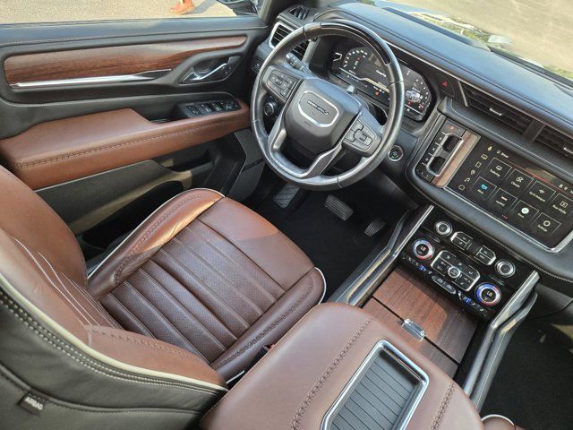 Used 2023 GMC Yukon XL Denali Ultimate AWD/4WD image 17