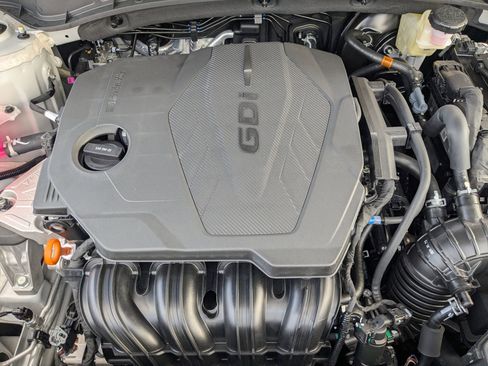 New 2025 Hyundai Tucson Limited image 28