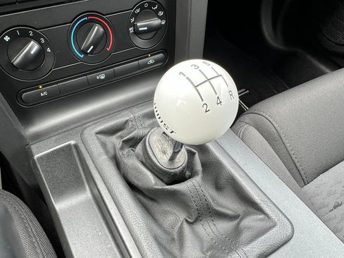 Used 2008 Ford Mustang GT RWD image 21