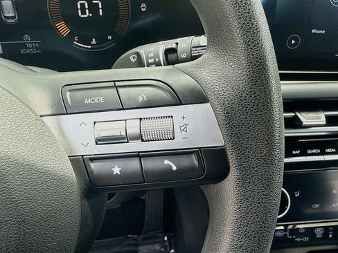 Used 2025 Hyundai Tucson SEL FWD image 37