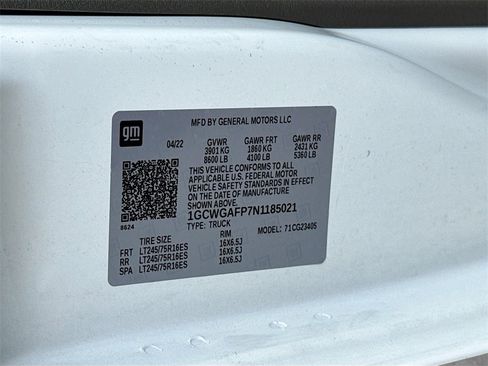 Used 2022 Chevrolet Express 2500 w/ Driver Convenience Package image 28