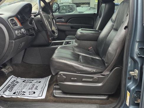 Used 2012 Chevrolet Avalanche LT w/ All-Star Edition image 13